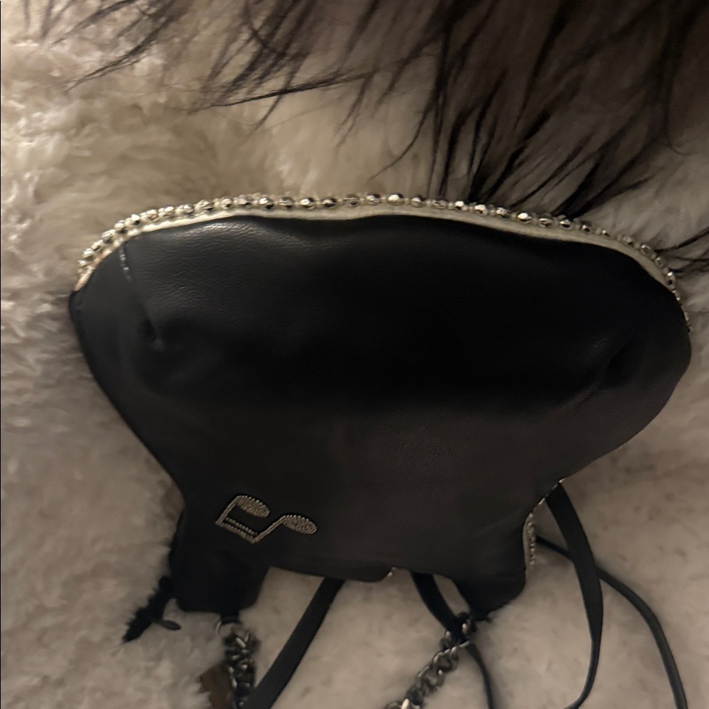 NWT! Mary Frances Beaded Guitar-Shaped Crossbody Bag - Ivory, Black & Gold - Picture 4 of 8